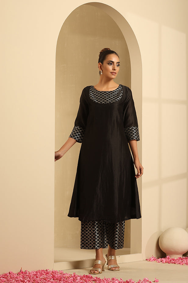Chanderi Brocades Kurta Set-Black