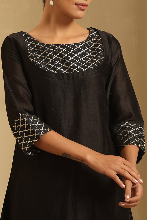 Chanderi Brocades Kurta Set-Black