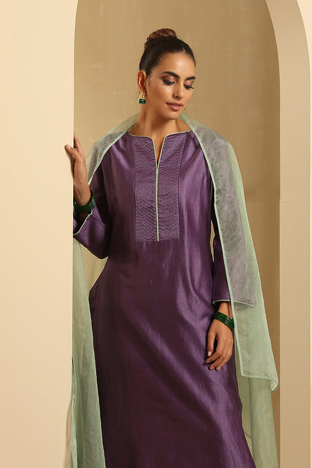 Chanderi Embroidied Kurta Set-Purple