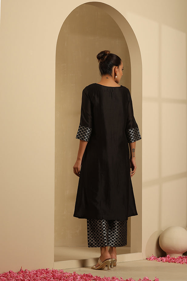 Chanderi Brocades Kurta Set-Black