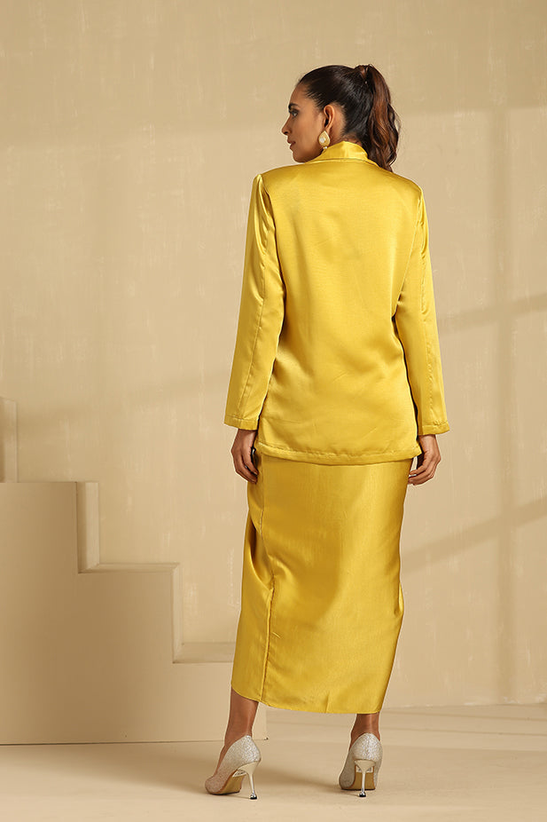 Drape Skirt Coat Set-Mustered yellow