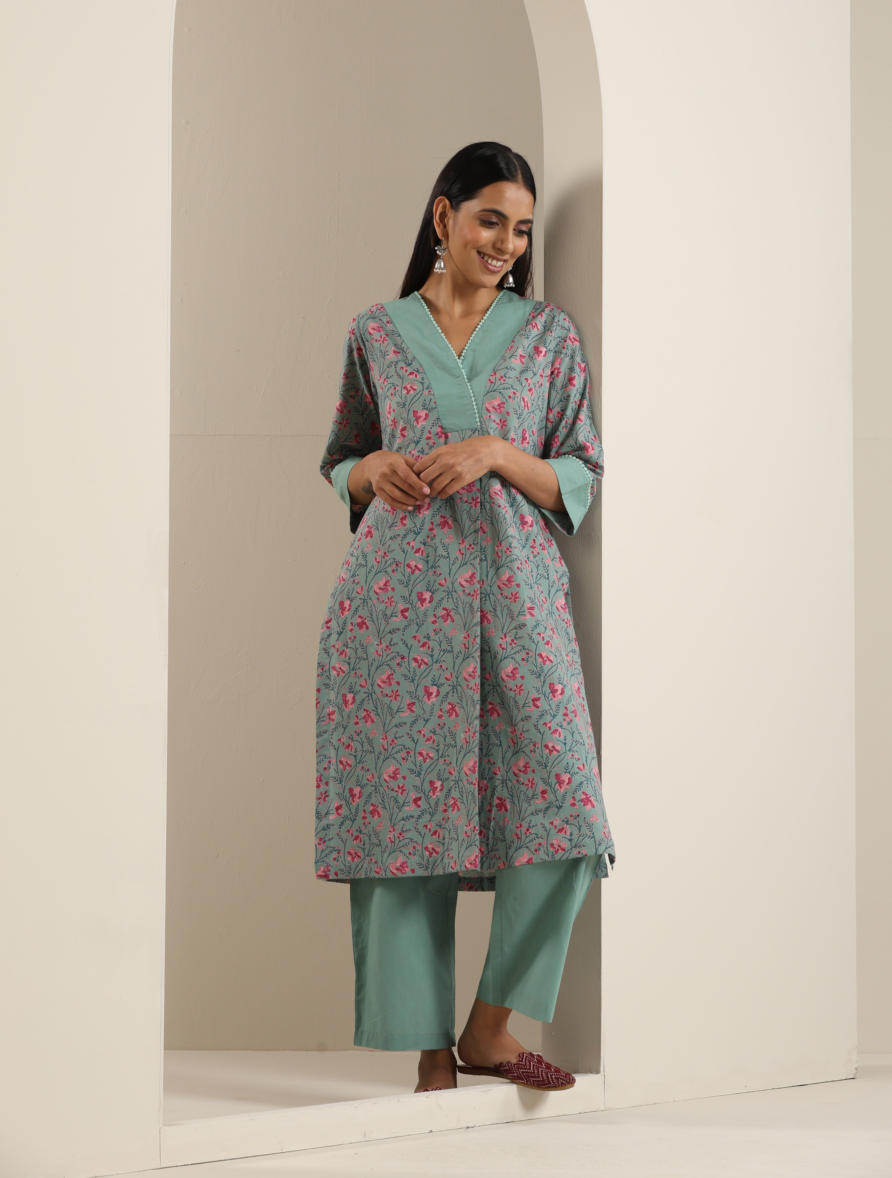 Hand Block Print Straight V-Neck Kurta