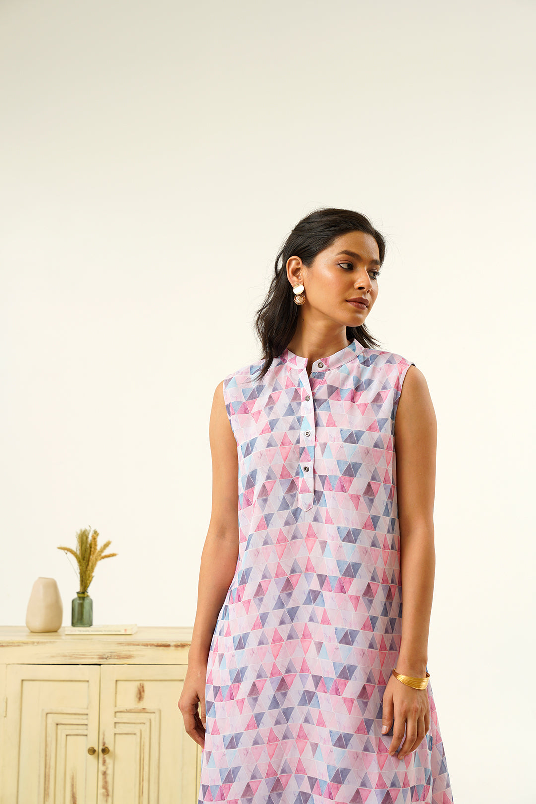 Madhurima Abstract Print Kurta With Pant Set