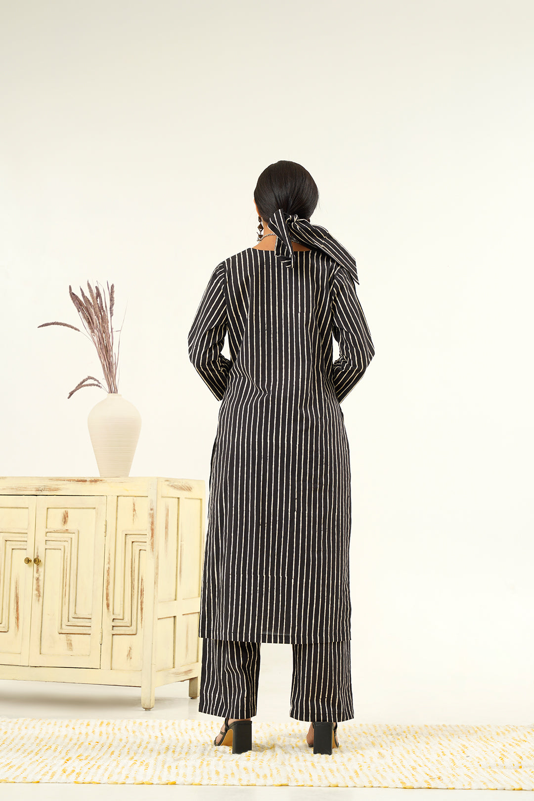 Unnati Abstract Print Kurta Set