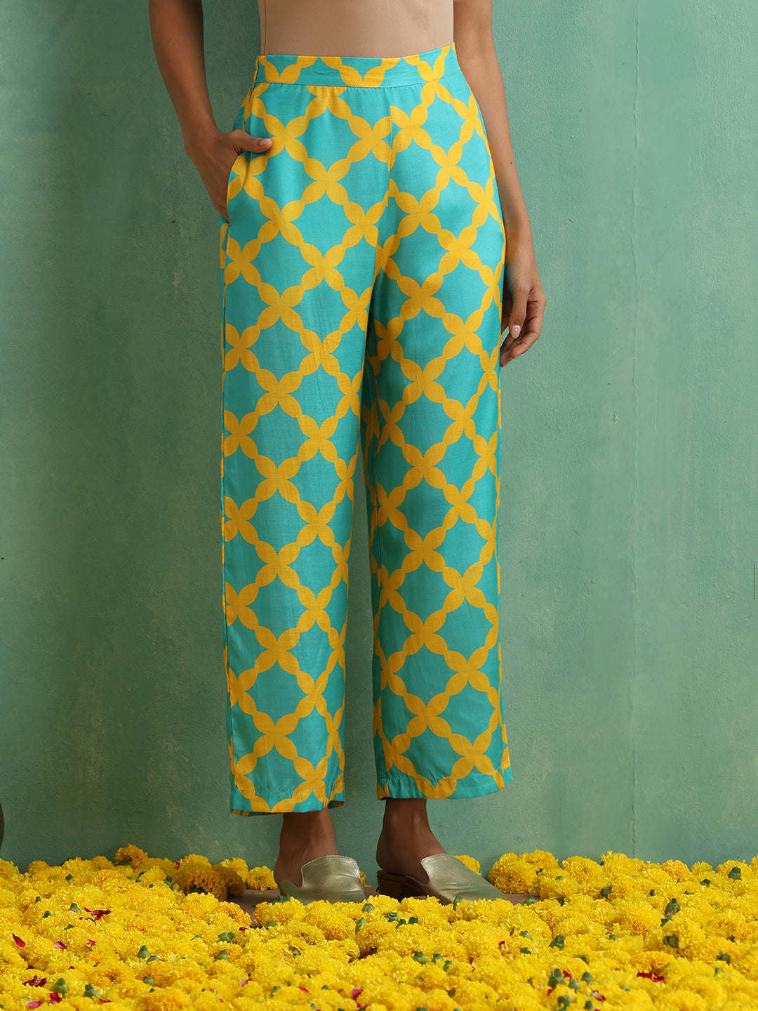 Check Print Muslin woman Kurta Set