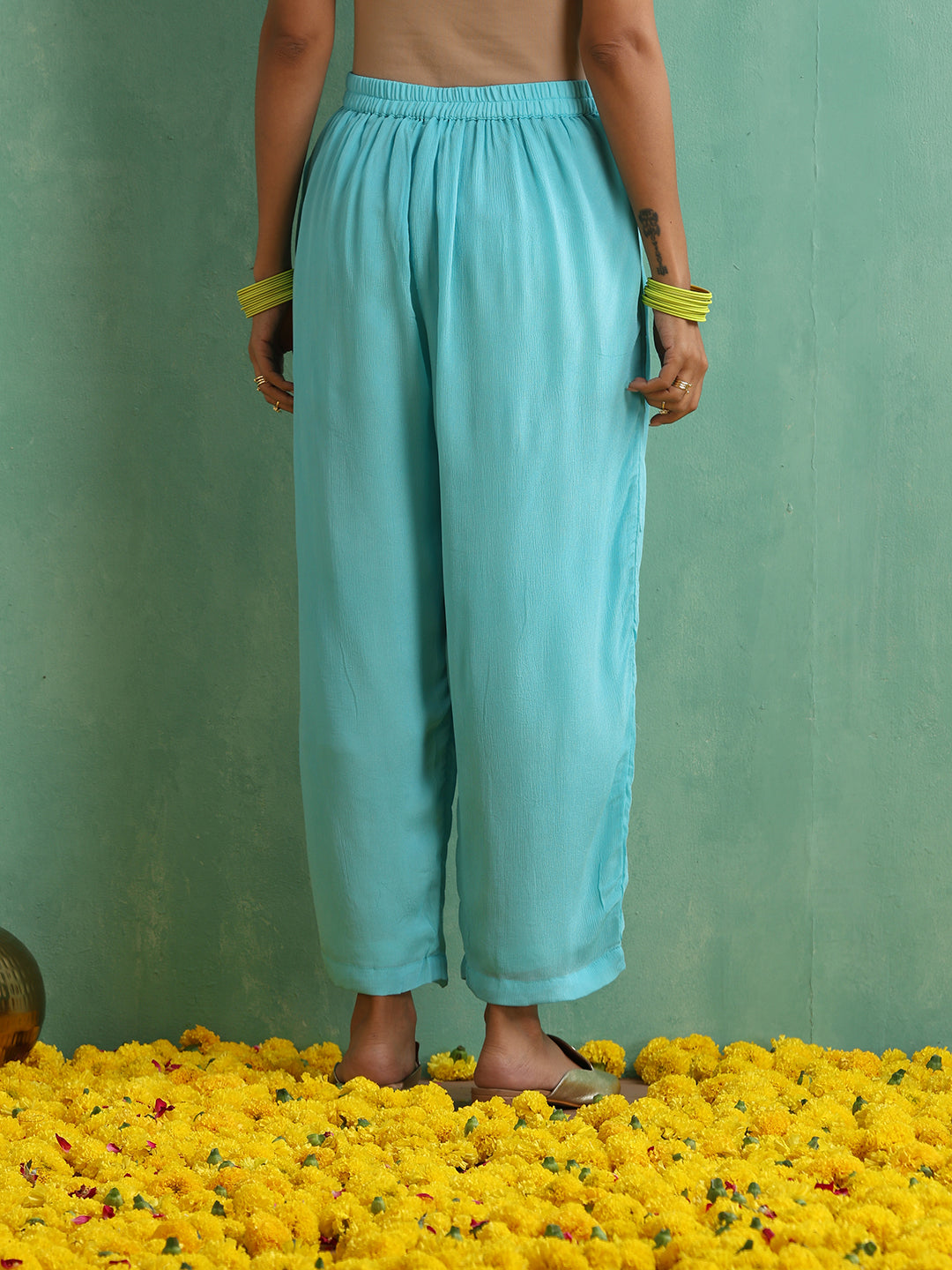 Frozi Solid lace and Gotta work Kurta Set