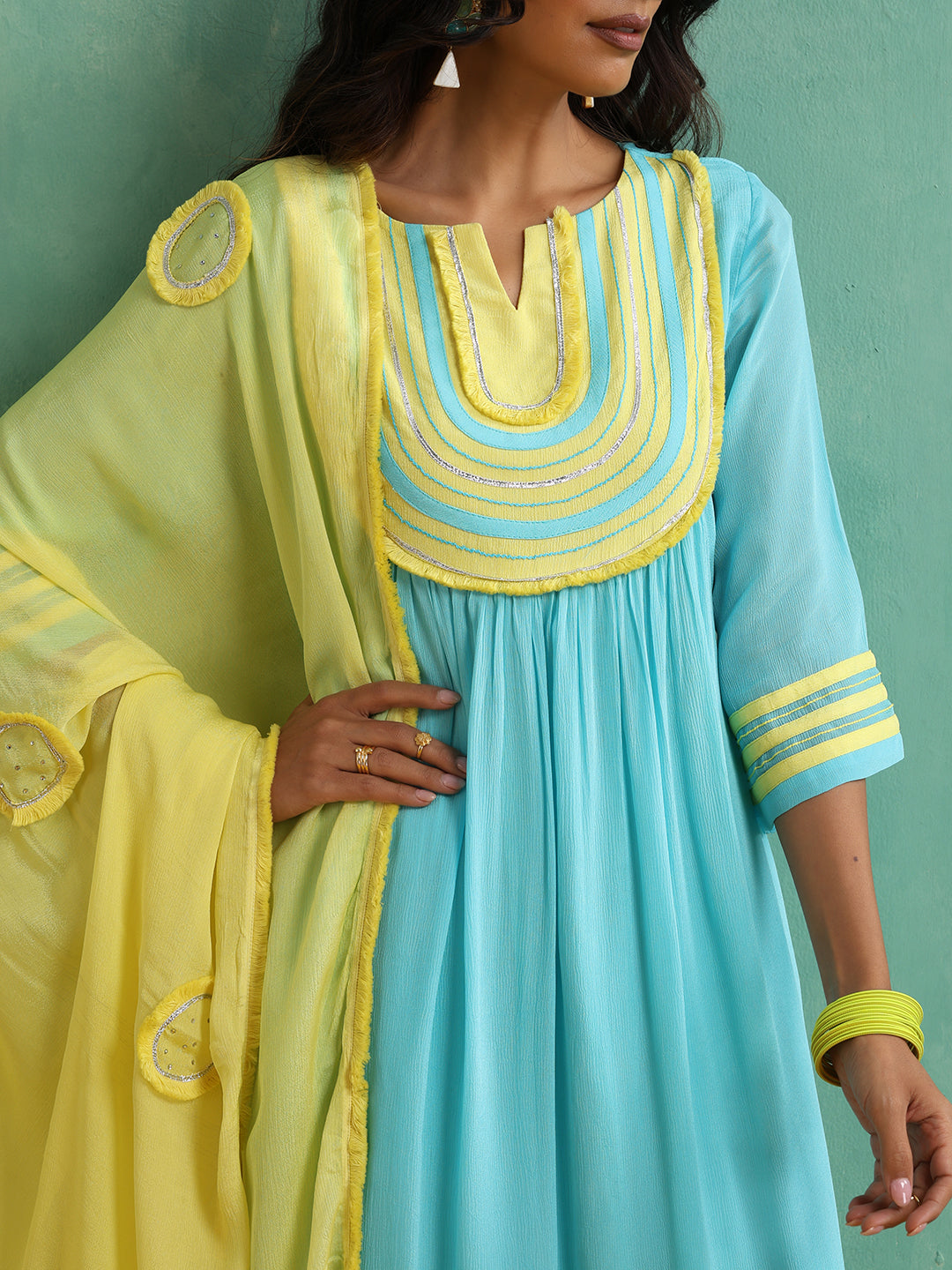 Frozi Solid lace and Gotta work Kurta Set